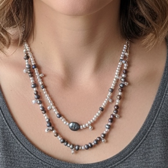 J Jill Multi Strand Beaded Necklace Layered. (Bj111)